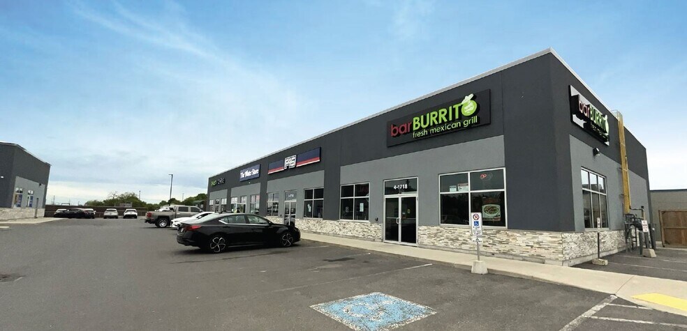 1718 Bath Rd, Kingston, ON à louer - Photo du bâtiment - Image 2 de 2