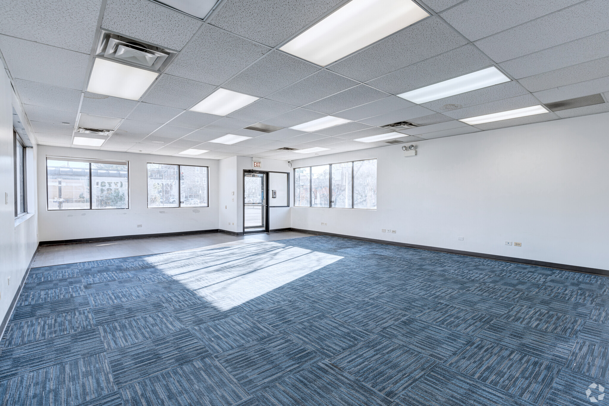 2356 S Kedzie Ave, Chicago, IL for lease Interior Photo- Image 1 of 4