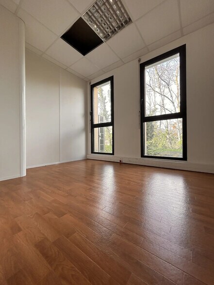 Office in Blagnac for lease - Interior Photo - Image 3 of 11