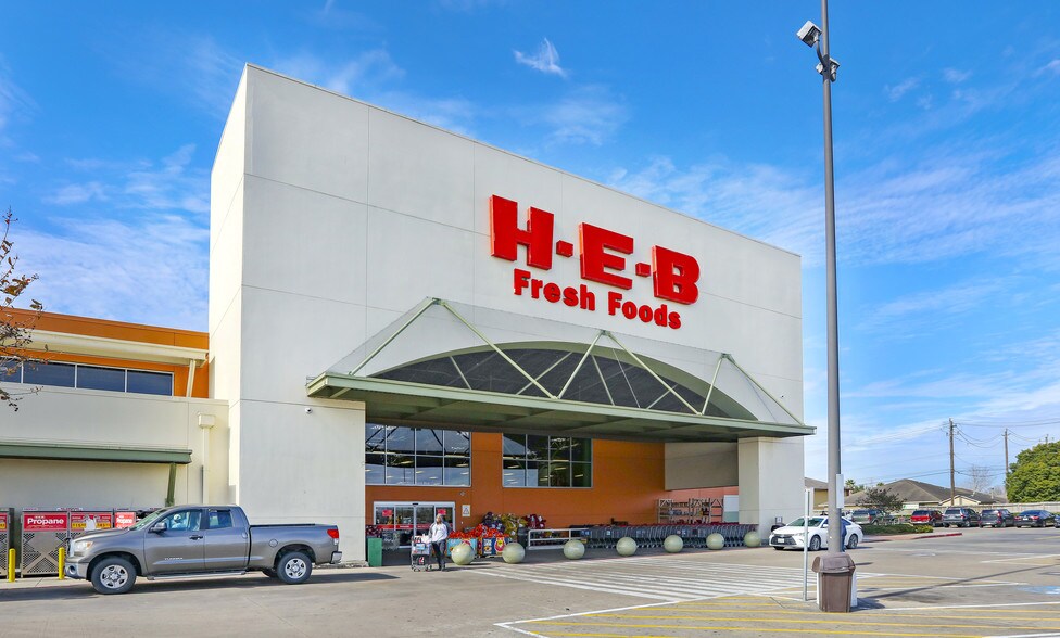 9855 Blackhawk Blvd, Houston, TX for lease - Building Photo - Image 1 of 3