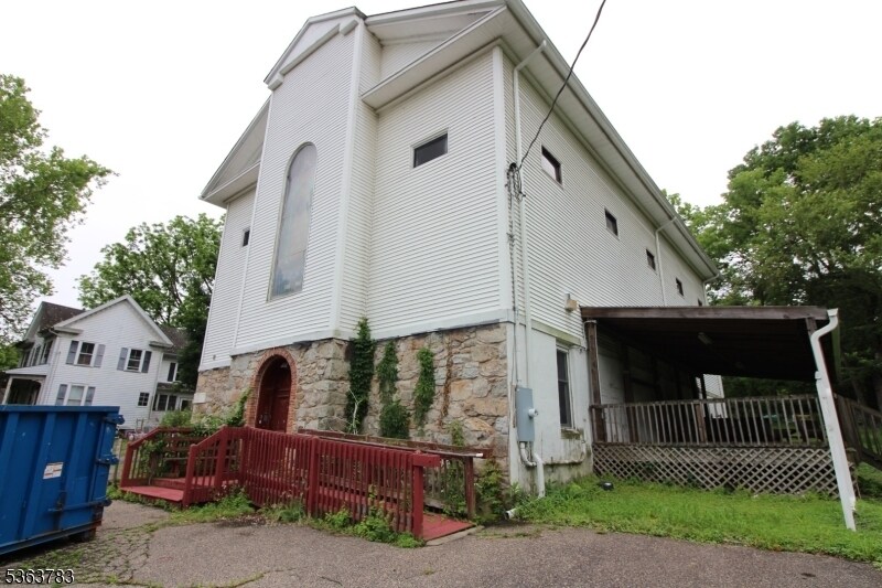 16 Hampton Rd, Glen Gardner, NJ for sale - Building Photo - Image 2 of 15