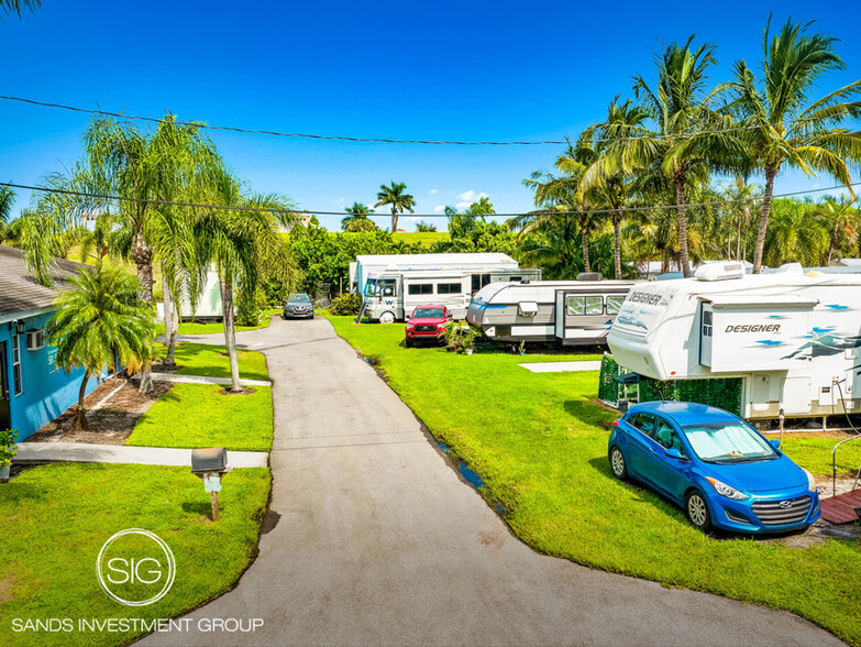 297 W Main St, Pahokee, FL à vendre - Photo du bâtiment - Image 1 de 1