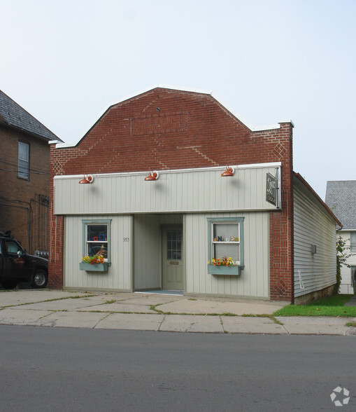 953 Market St, Williamsport, PA for sale - Building Photo - Image 1 of 1