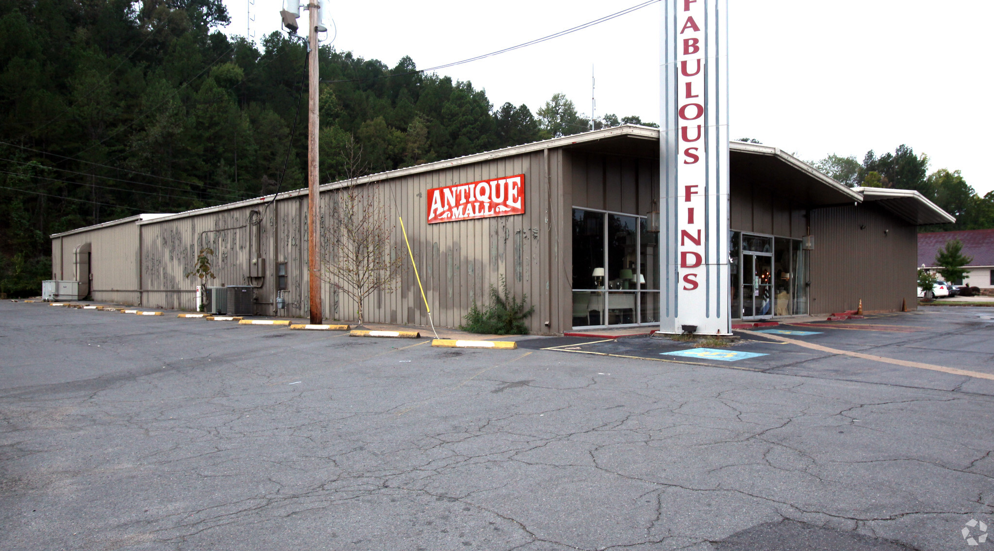 2905 Cantrell Rd, Little Rock, AR for sale Primary Photo- Image 1 of 1