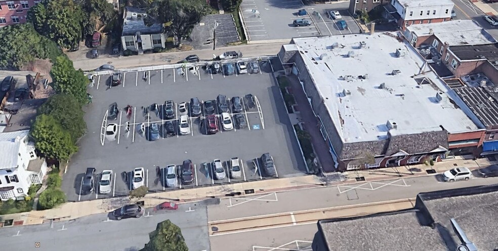 323 W State St, Media, PA for lease - Building Photo - Image 3 of 5