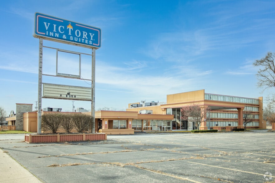 2967 Henry St, Muskegon, MI for sale - Primary Photo - Image 1 of 5