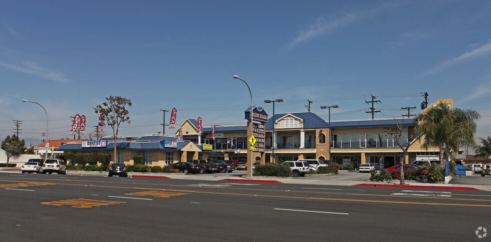 5600-5610 Pacific Blvd, Huntington Park, CA à louer - Photo principale - Image 1 de 8
