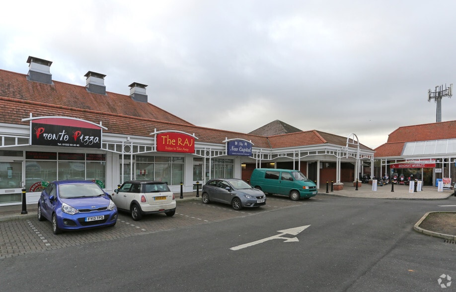 Birchwood Ave, Lincoln for lease - Building Photo - Image 2 of 10