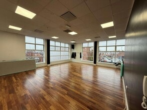 Maybrook Pl, Warrington for lease Building Photo- Image 1 of 2