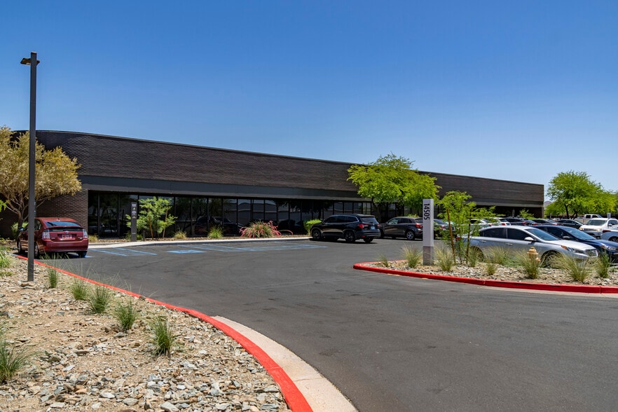 14505 N Hayden Rd, Scottsdale, AZ for lease - Building Photo - Image 3 of 5