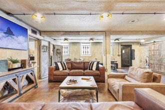 115 S Kentucky St, McKinney, TX for lease Interior Photo- Image 2 of 20