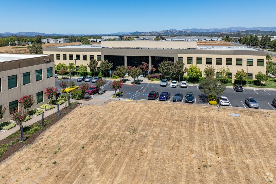 3843 Brickway Blvd, Santa Rosa, CA for lease - Aerial - Image 3 of 3