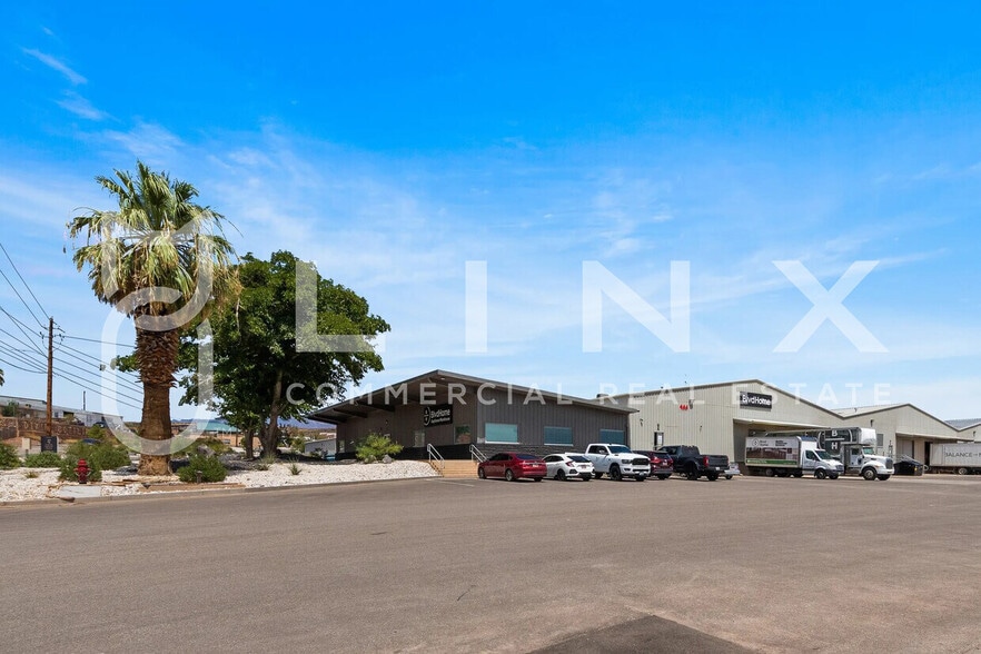 444 N Industrial Dr, St George, UT for lease - Building Photo - Image 3 of 7