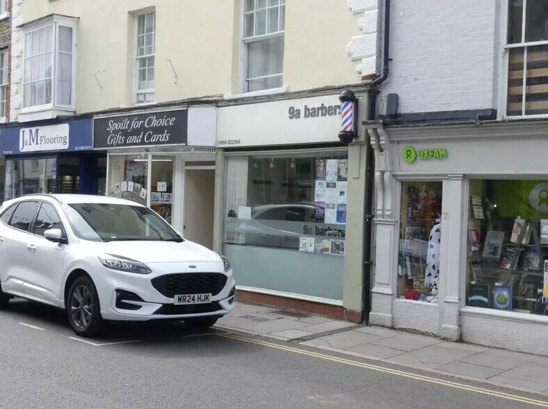 9 High St, Malmesbury à louer - Photo principale - Image 1 de 3