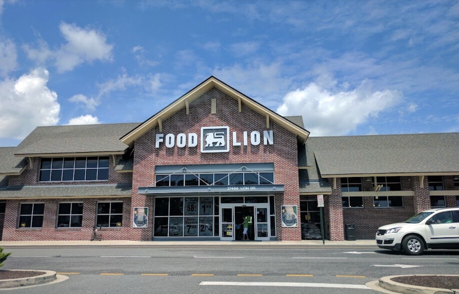 37468 Lion Dr, Fenwick Island, DE for lease - Building Photo - Image 2 of 4