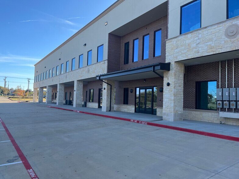 6475 Preston Rd, Frisco, TX à louer - Photo du bâtiment - Image 2 de 11