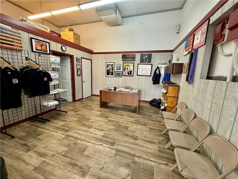 106 E Murphy, Madison, NC for sale - Building Photo - Image 3 of 7