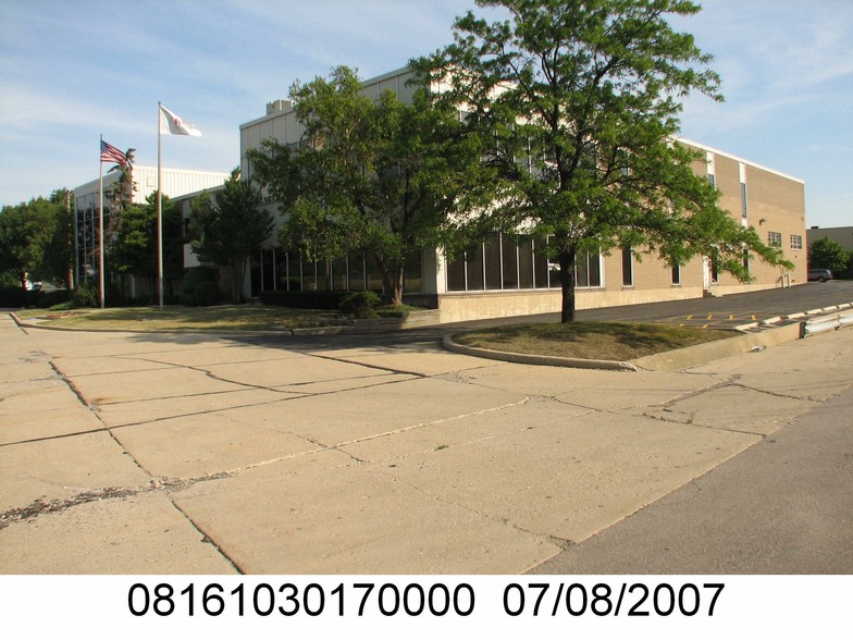 543 W Algonquin Rd, Arlington Heights, IL for sale - Building Photo - Image 2 of 26