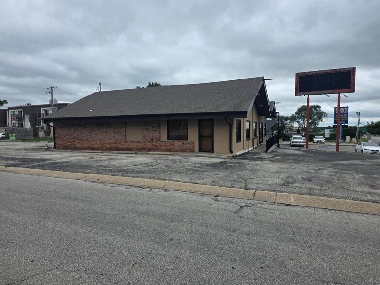 12810 S Us-71 Hwy, Grandview, MO à vendre - Photo du bâtiment - Image 2 de 4