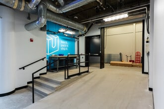 204 12th St, Des Moines, IA for lease Interior Photo- Image 2 of 14