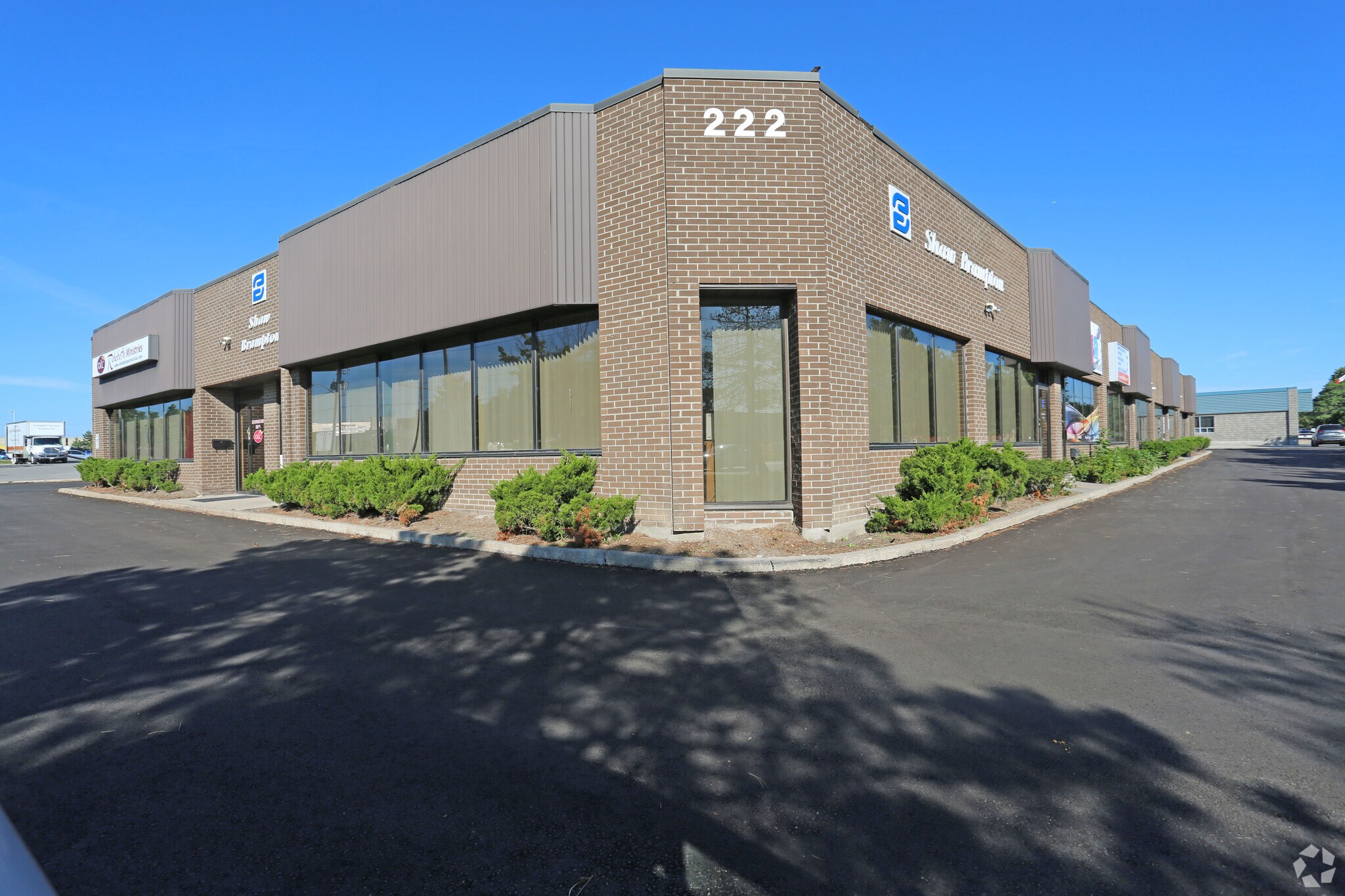 222 Advance Blvd, Brampton, ON à vendre Photo principale- Image 1 de 1