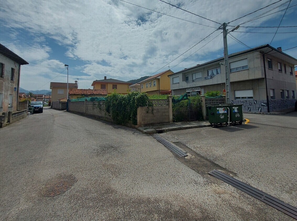 Calle del Marqués de Argudin, 32, Soto del Barco, Asturias for sale Primary Photo- Image 1 of 4