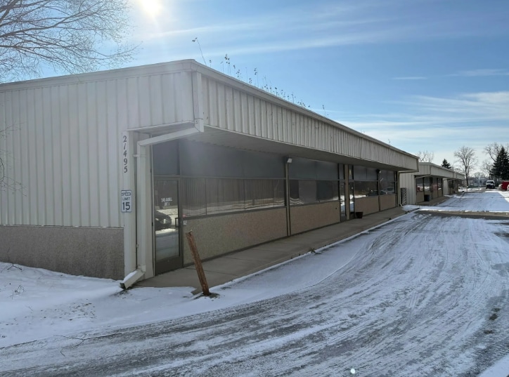 21495 Russell St, Rockwood, MI for lease - Building Photo - Image 2 of 5