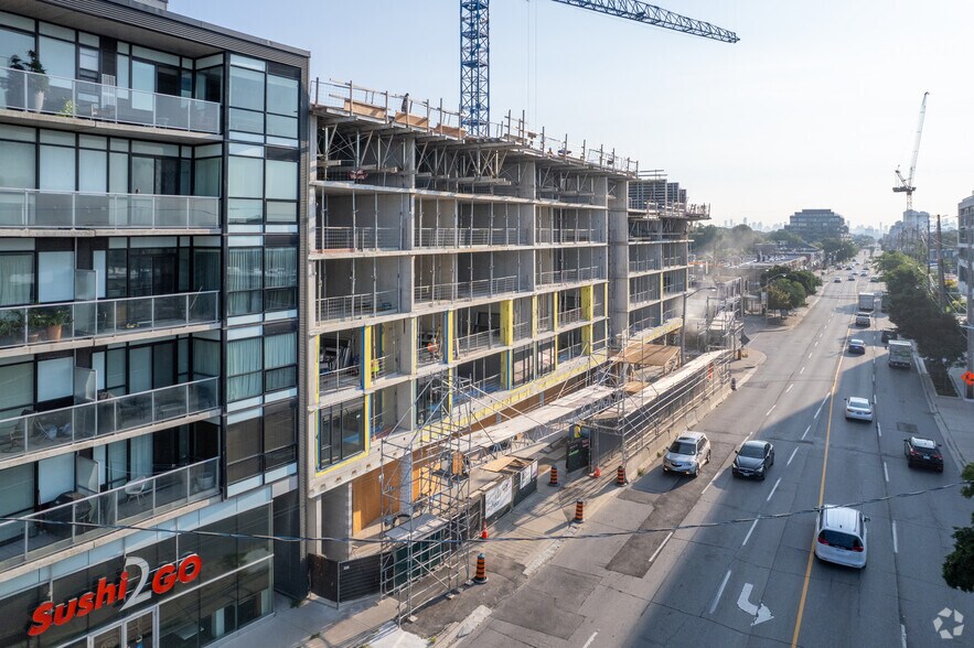 6 Chartwell Rd, Toronto, ON à louer - Photo du bâtiment - Image 2 de 4