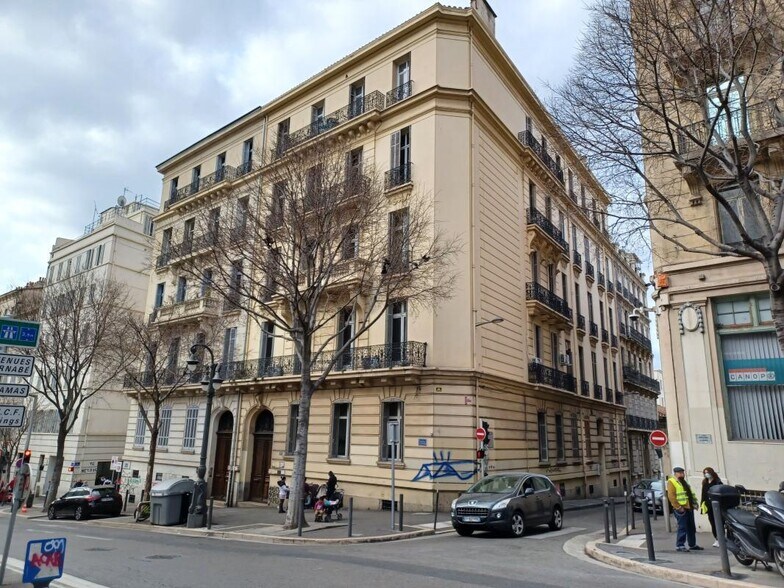29 Boulevard D'Athenes, Marseille à louer - Photo du bâtiment - Image 2 de 17