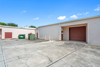 4900 Creekside Dr, Clearwater, FL for lease Building Photo- Image 2 of 4