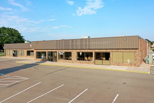 More details for 7960-7990 University Ave NE, Fridley, MN - Office, Office/Medical for Lease