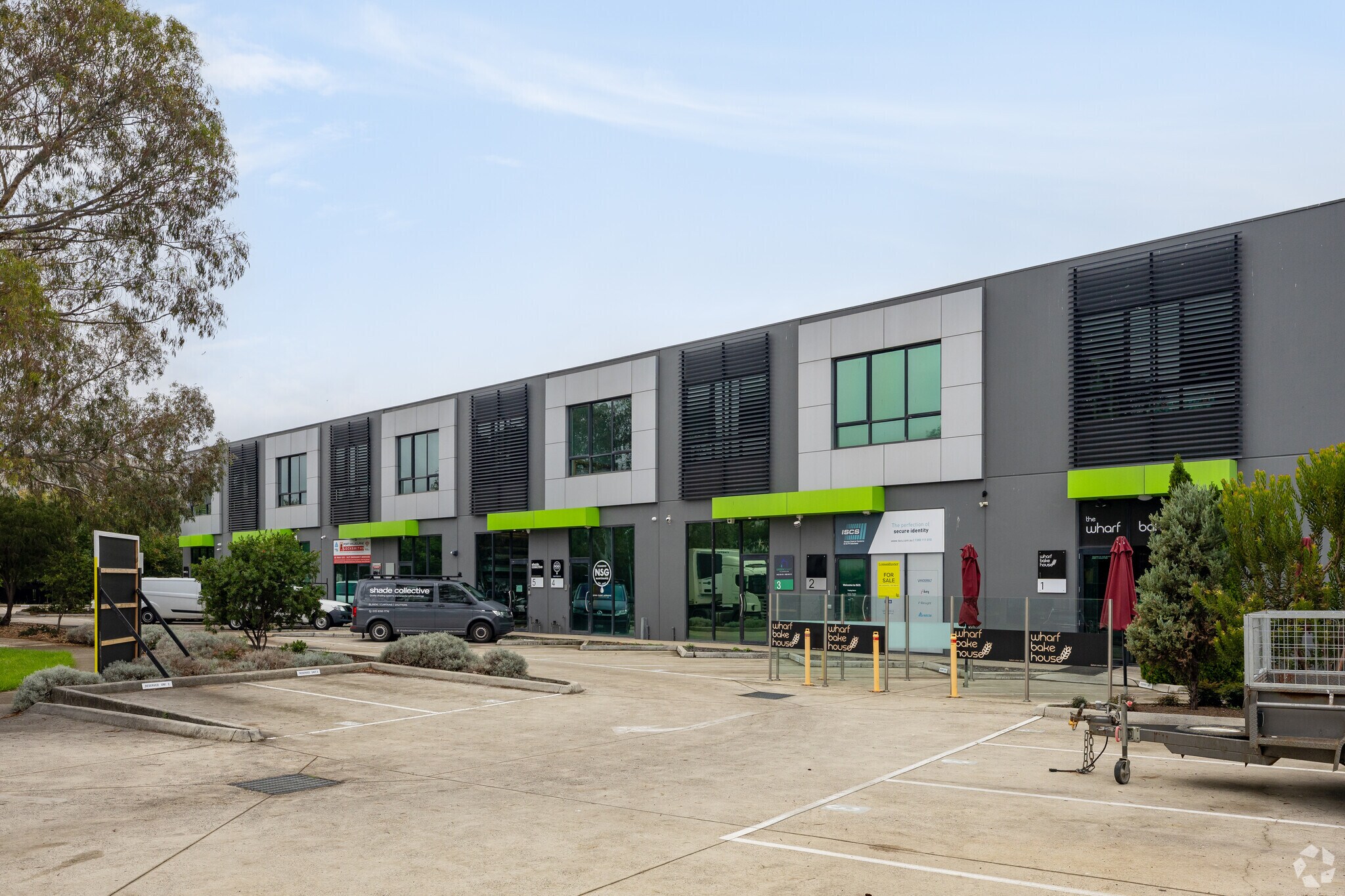 34 Wirraway Drive, Port Melbourne for sale Primary Photo- Image 1 of 5