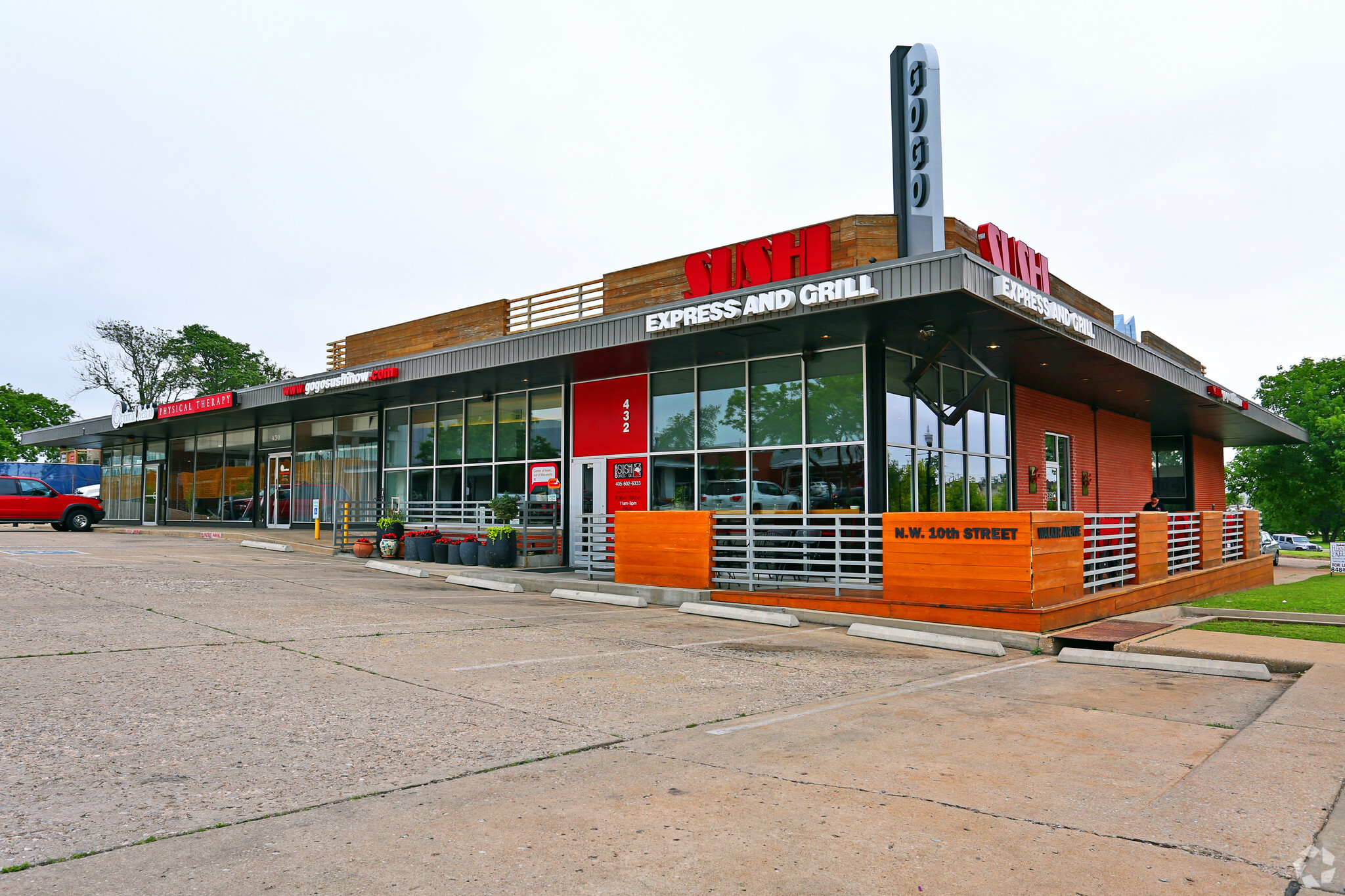 428-432 N 10th St, Oklahoma City, OK for lease Primary Photo- Image 1 of 8