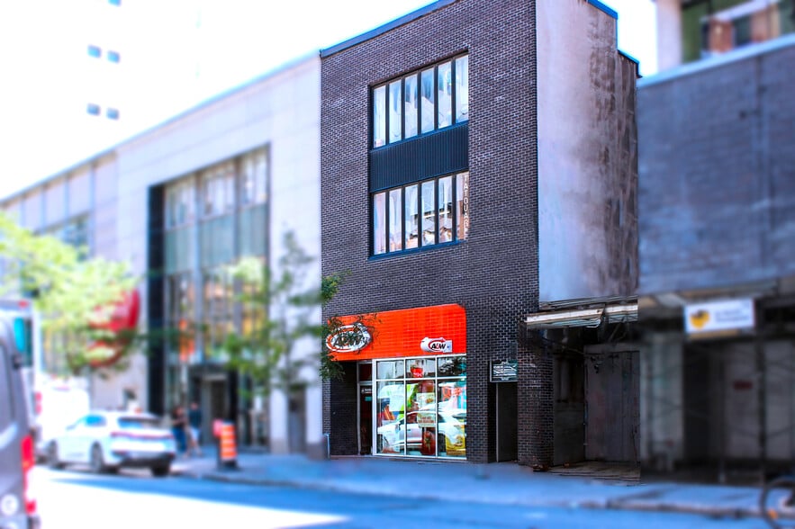 328-330 Rue Sainte-Catherine E, Montréal, QC for sale - Building Photo - Image 2 of 9