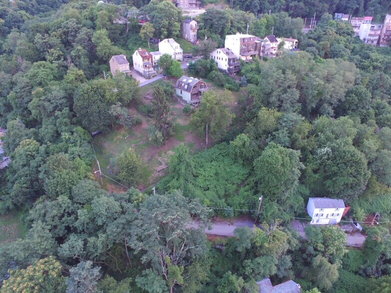 10 Ingress Way, Pittsburgh, PA for sale - Building Photo - Image 3 of 12