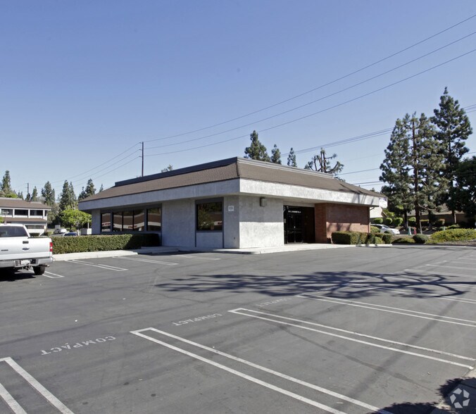 111-191 S Kraemer Blvd, Brea, CA for lease - Primary Photo - Image 1 of 8