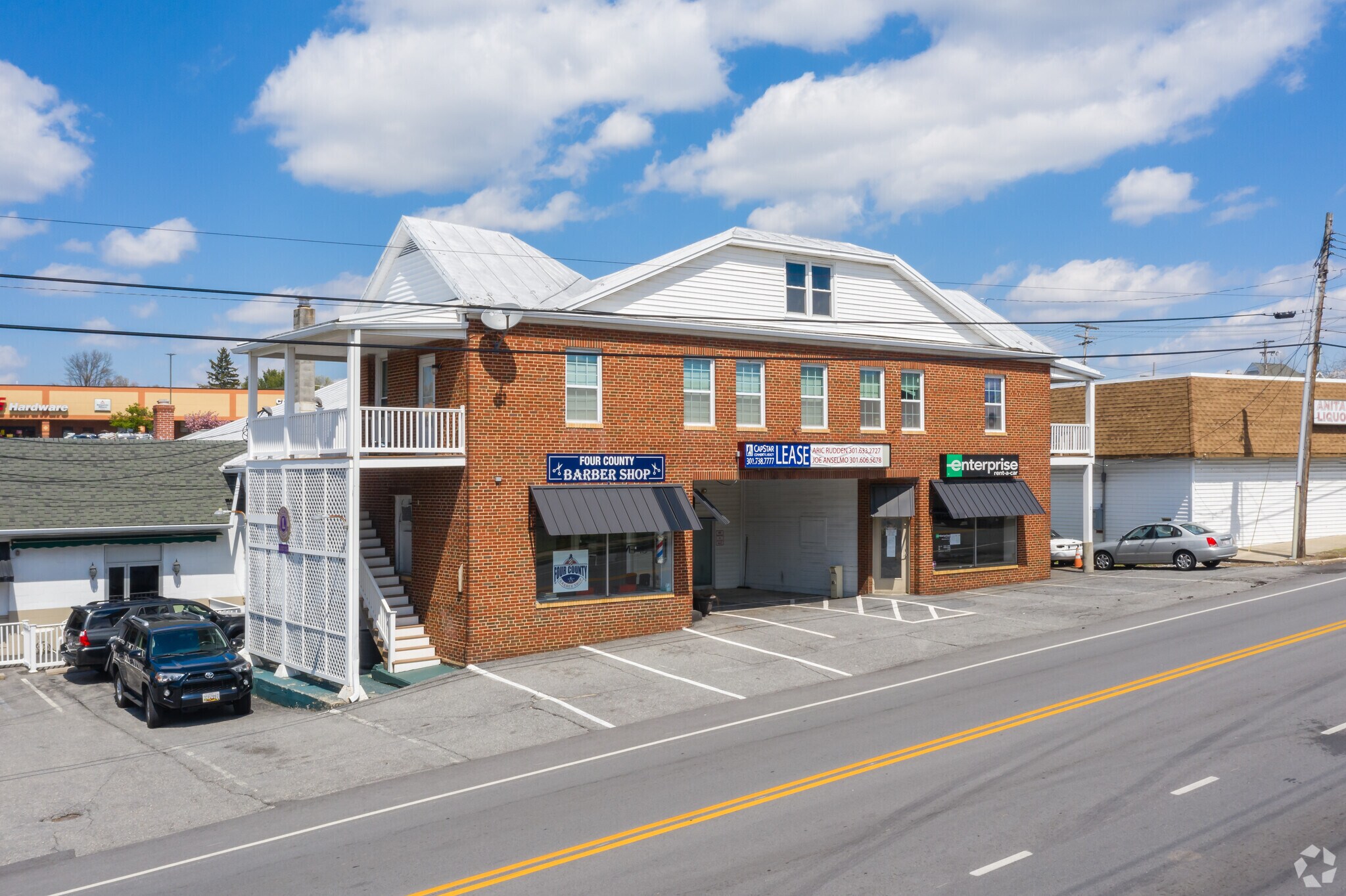 1-5 W Ridgeville Blvd, Mount Airy, MD for lease Primary Photo- Image 1 of 3