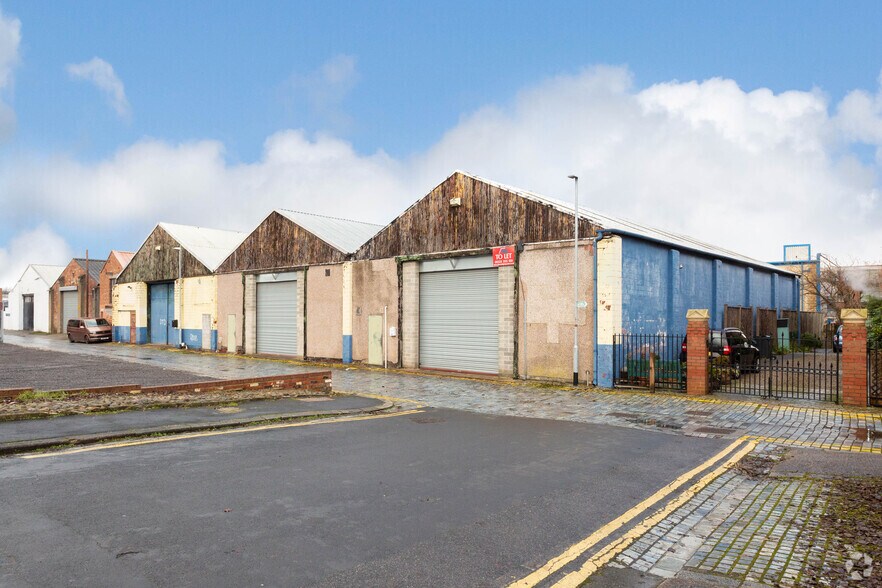 Weir St, Darlington à louer - Photo du bâtiment - Image 1 de 3