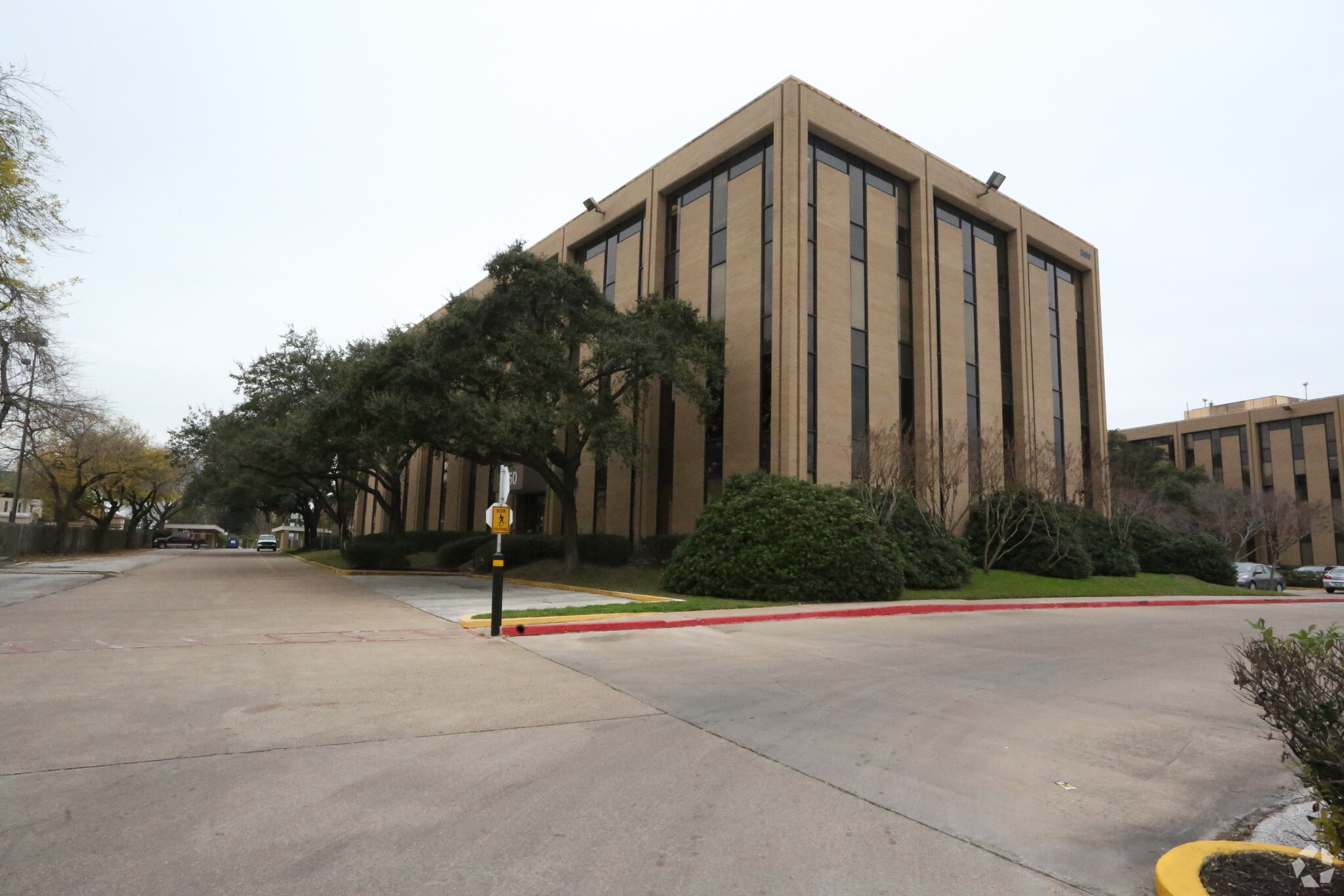 2640 Fountain View Dr, Houston, TX à vendre Photo du bâtiment- Image 1 de 1