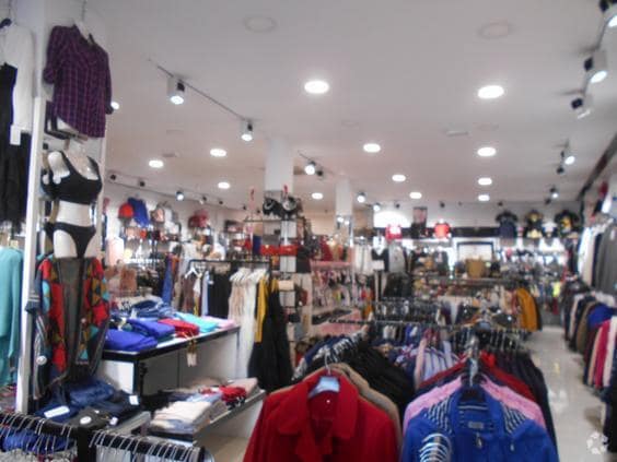 Valdemoro, MAD 28341 - - - Interior Photo - Image 2 of 4