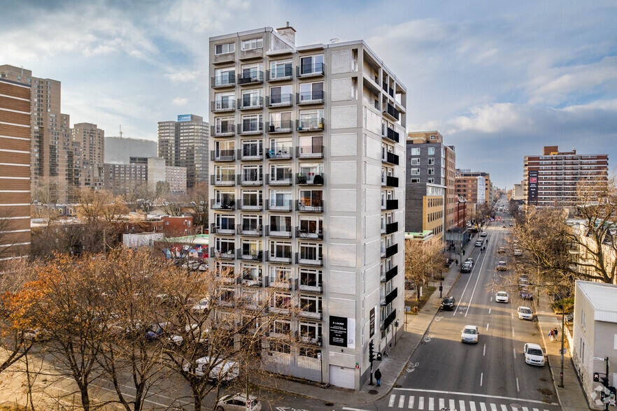 105 Rue Milton, Montréal, QC for sale - Building Photo - Image 1 of 28