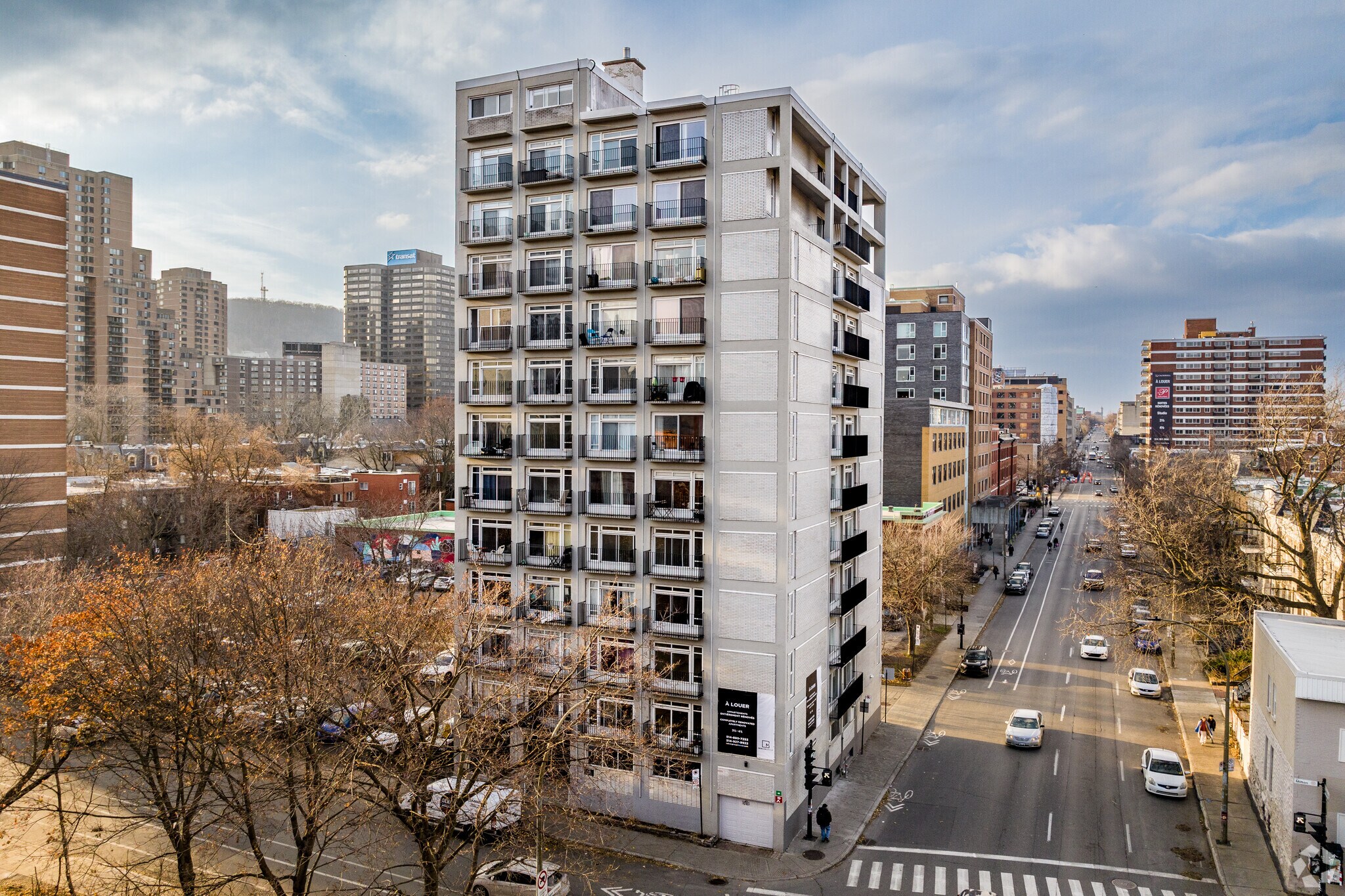 105 Rue Milton, Montréal, QC à vendre Photo du bâtiment- Image 1 de 29