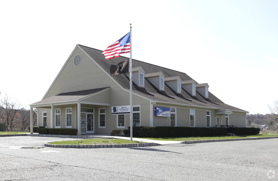 313 Pittstown Rd, Pittstown, NJ for lease - Primary Photo - Image 1 of 2