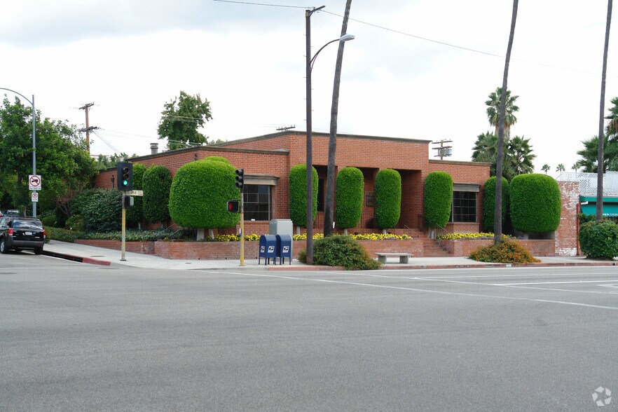 1156 N Brand Blvd, Glendale, CA for lease - Primary Photo - Image 2 of 19