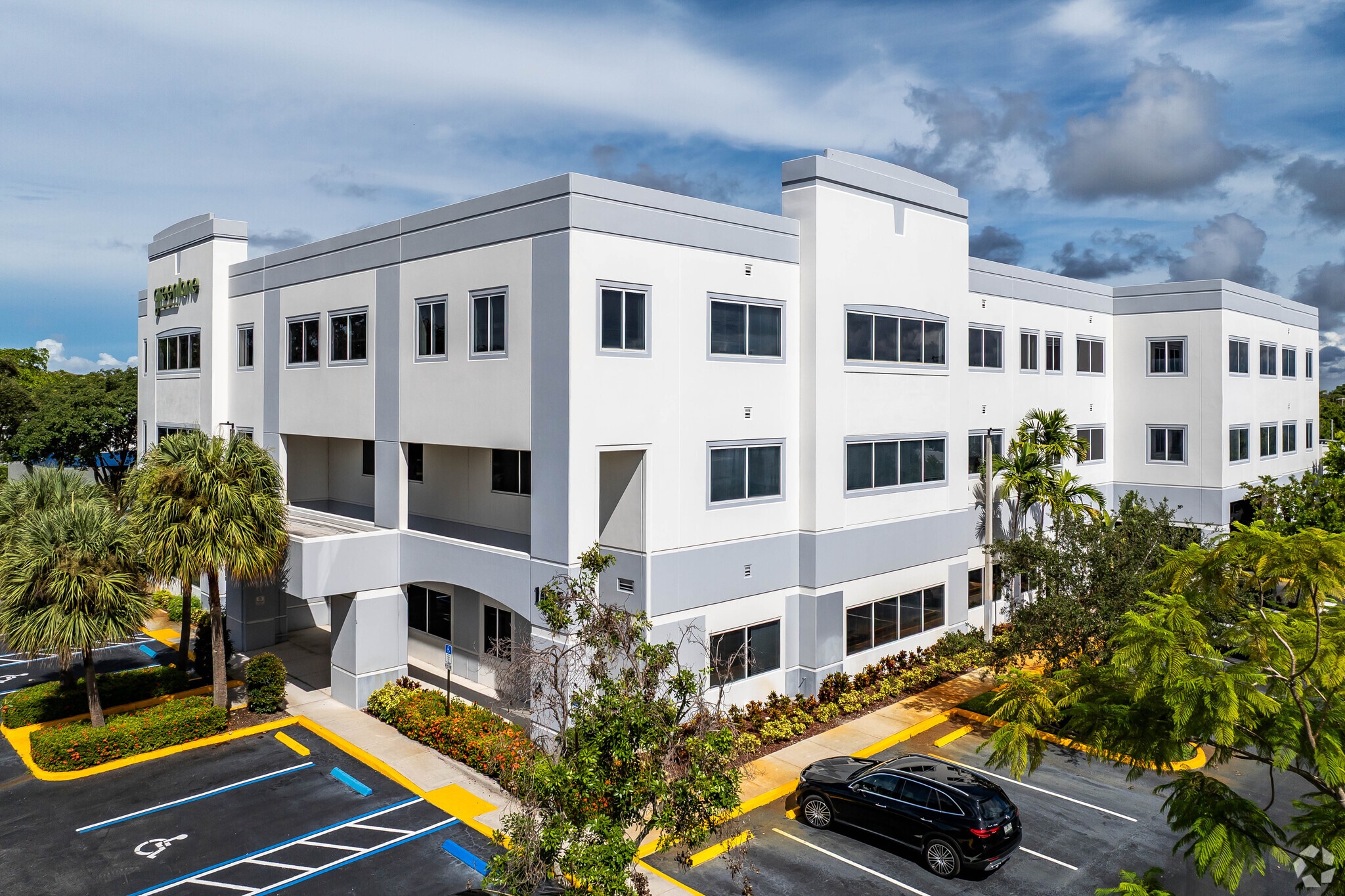 1095 Broken Sound Pky, Boca Raton, FL for lease Primary Photo- Image 1 of 4