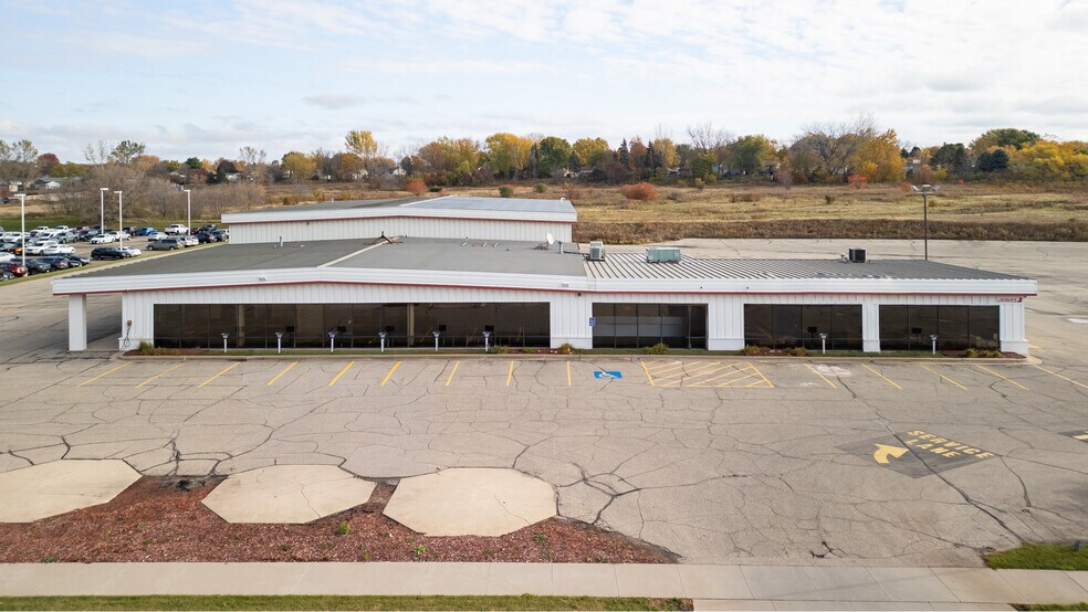 4444 Highway 52 N, Rochester, MN à vendre - Photo du bâtiment - Image 3 de 28