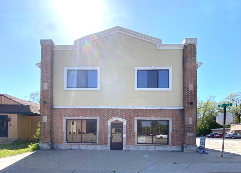 247 N Dixie Way, South Bend, IN à louer - Photo du bâtiment - Image 2 de 7