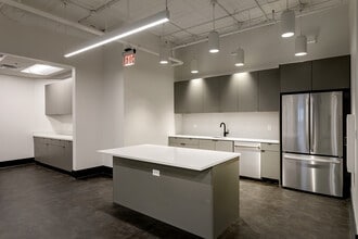 618 Church St, Nashville, TN for lease Building Photo- Image 2 of 10