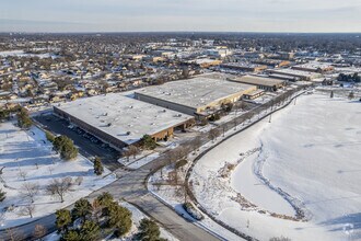 815-835 Blackhawk Dr, Westmont, IL - Aerial  map view - Image1