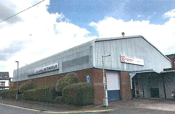 Property 2/3 portefeuille de 2 propriétés à vendre sur LoopNet.ca - Photo du bâtiment - Image 2 de 7